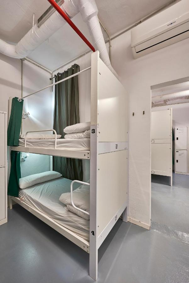 โอลา โอสตัล กอลบลัง Hostel โอสปิตาเล็ต เดอ โยเบรกัต ภายนอก รูปภาพ