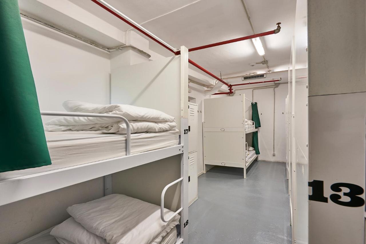 โอลา โอสตัล กอลบลัง Hostel โอสปิตาเล็ต เดอ โยเบรกัต ภายนอก รูปภาพ