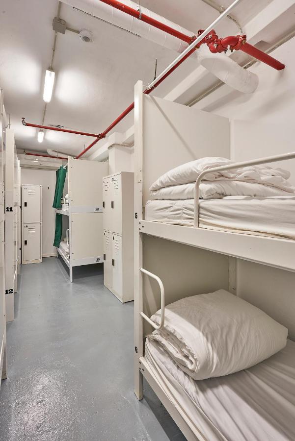 โอลา โอสตัล กอลบลัง Hostel โอสปิตาเล็ต เดอ โยเบรกัต ภายนอก รูปภาพ
